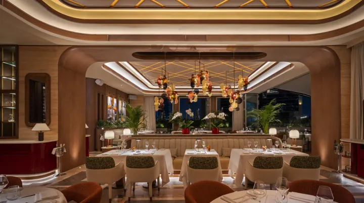 Roberto's DIFC Fit Out by A&T Group Interiors
